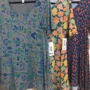 3 Lularoe perfect tee xs Disney Mickey